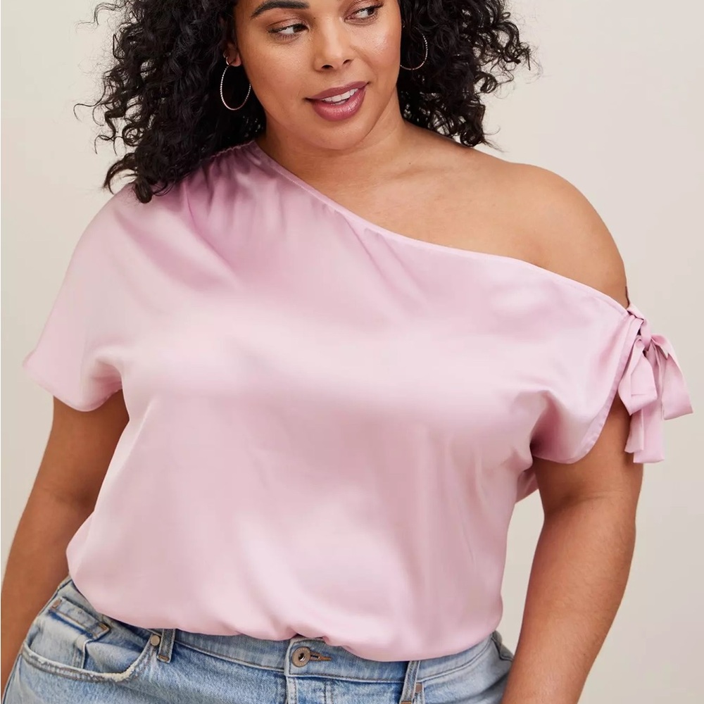Torrid Light Pink Off the Shoulder Bow Blouse